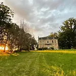 Chateau Du Grand Lucay Bed & Breakfast
