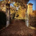 Chateau Du Grand Lucay Bed & Breakfast Bourbon-lʼArchambault