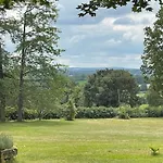 Chateau Du Grand Lucay Bed & Breakfast 3*