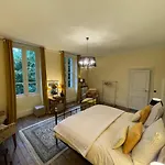 Bed & Breakfast Chateau Du Grand Lucay