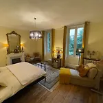 Chateau Du Grand Lucay Bed & Breakfast 3*