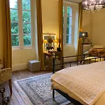 Chateau Du Grand Lucay Bed & Breakfast