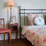 Bed & Breakfast Chateau Du Grand Lucay