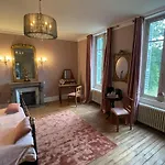 Chateau Du Grand Lucay Bed & Breakfast 3*