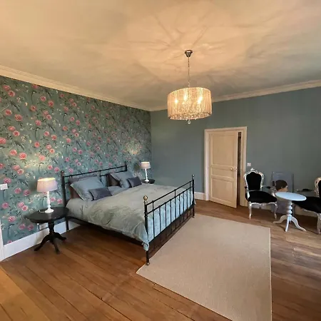 Chateau Du Grand Lucay Panzió 3*