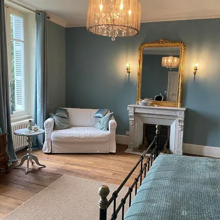 Chateau Du Grand Lucay