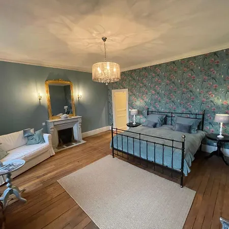 Chateau Du Grand Lucay Bourbon-lʼArchambault