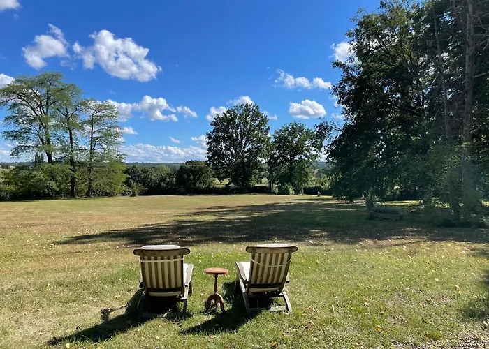 Bed & Breakfast Chateau Du Grand Lucay